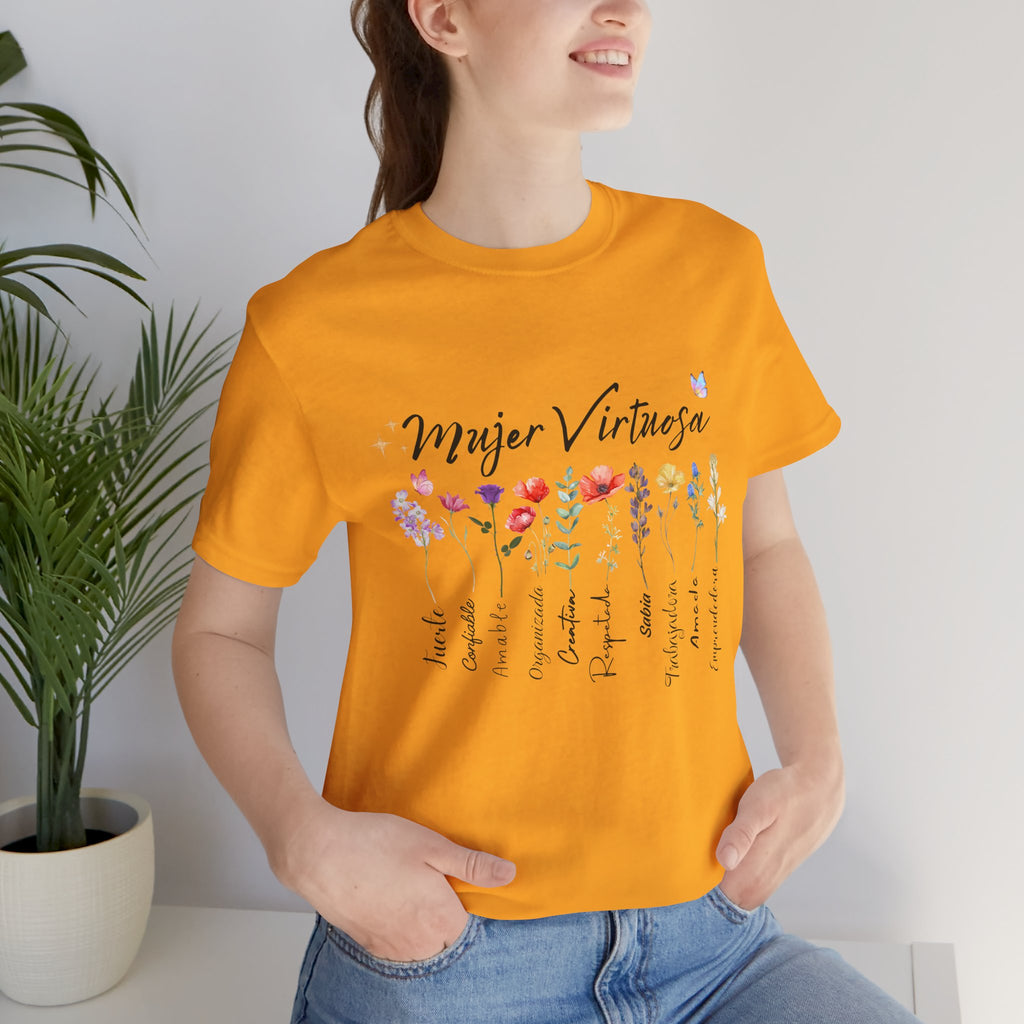 Mujer Virtuosa floral scripture tee | Spanish Bible verse women shirt
