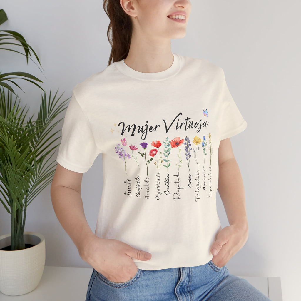 Mujer Virtuosa floral scripture tee | Spanish Bible verse women shirt