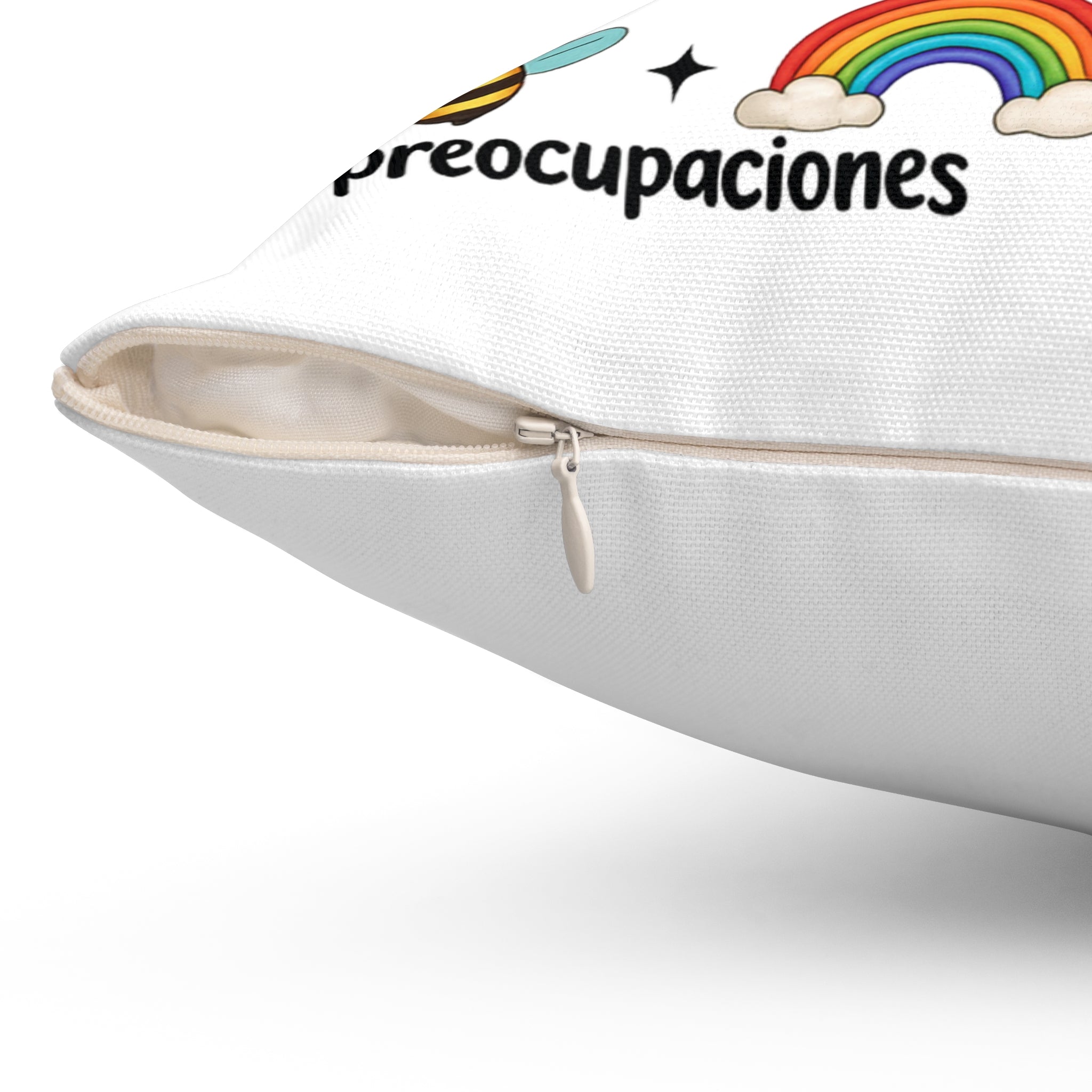 Dios es mucho más grande que... Square Pillow | Spanish Religious Inspirational Decor